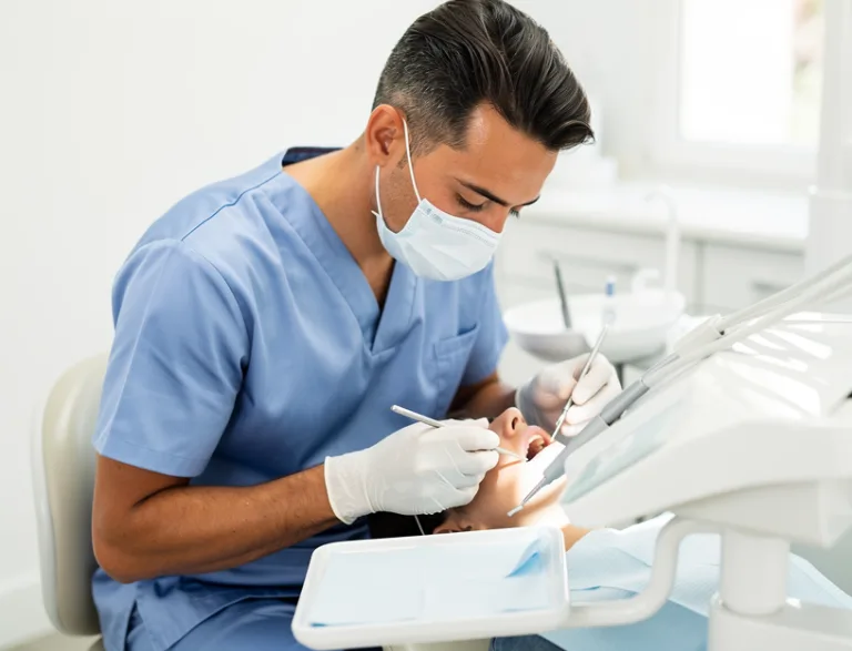 dentista Tui